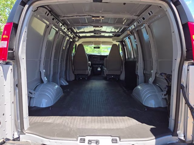 2026 Quicksilver Metallic GMC Savana 2500 Work Van RWD Van