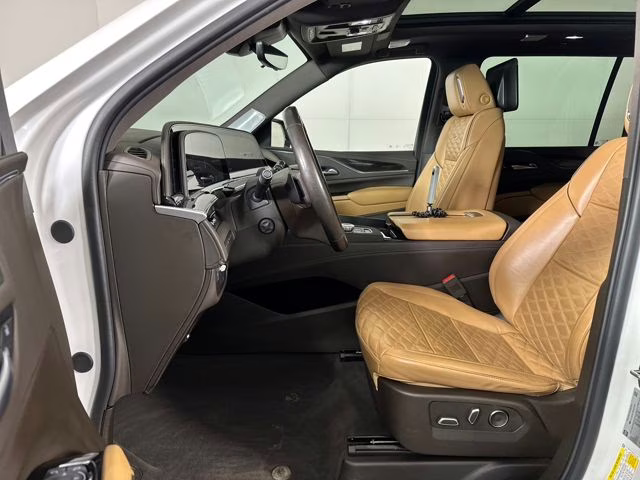 2024 Crystal White Tricoat Cadillac Escalade ESV Sport AWD SUV