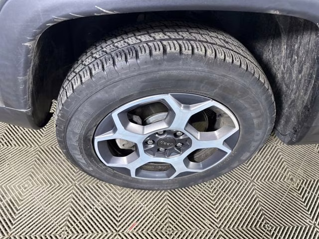 2022 Billet Silver Metallic Clearcoat Jeep Compass Trailhawk 4X4 SUV