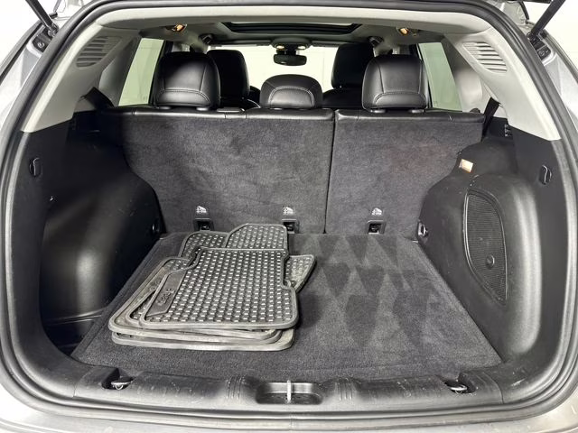 2022 Billet Silver Metallic Clearcoat Jeep Compass Trailhawk 4X4 SUV