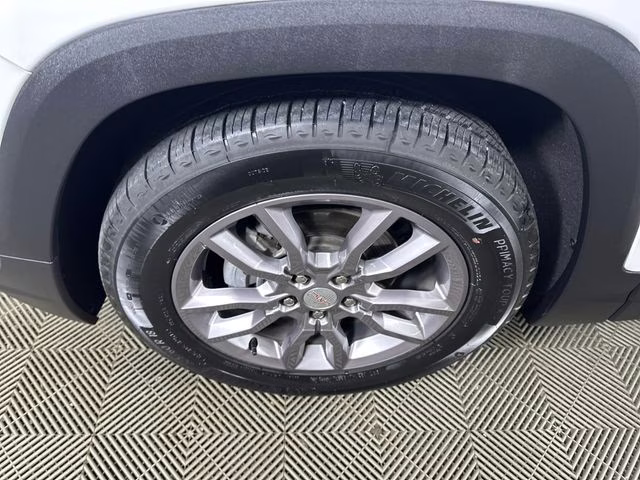 2023 Summit White GMC Terrain SLT FWD SUV