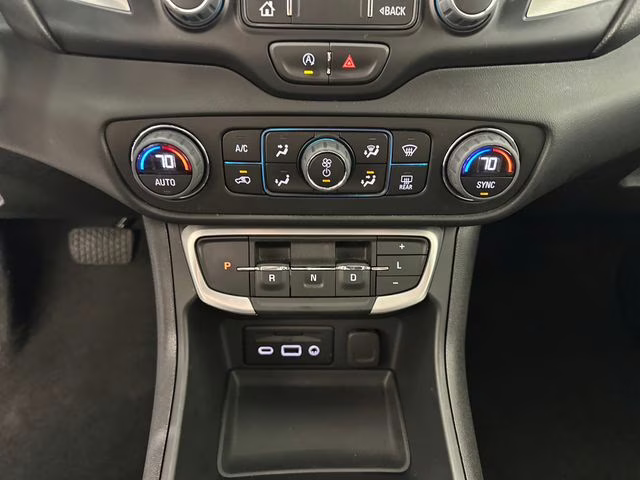 2023 Summit White GMC Terrain SLT FWD SUV