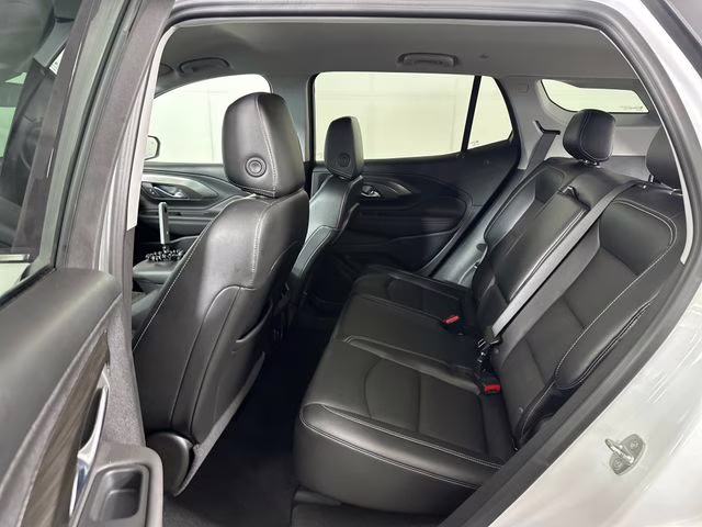 2023 Summit White GMC Terrain SLT FWD SUV