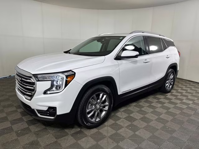 2023 Summit White GMC Terrain SLT FWD SUV