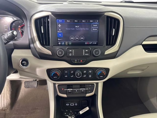 2023 White Frost Tricoat GMC Terrain Denali AWD SUV