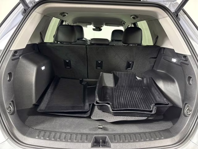 2026 Glacier White Tricoat GMC Terrain Denali AWD SUV