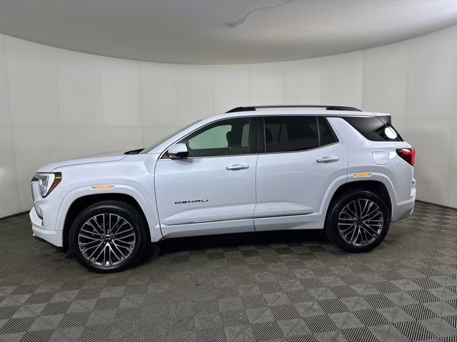 2026 Glacier White Tricoat GMC Terrain Denali AWD SUV