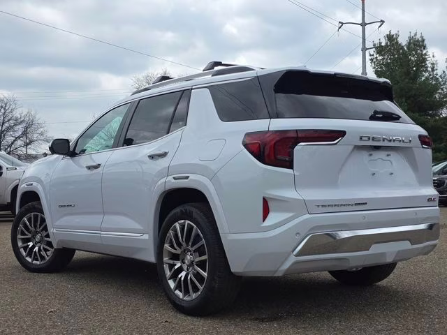 2026 Glacier White Tricoat GMC Terrain Denali AWD SUV