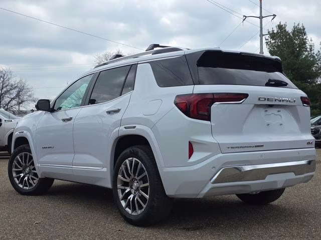 2026 Glacier White Tricoat GMC Terrain Denali AWD SUV
