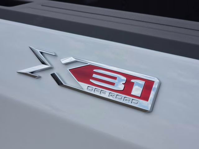2026 Summit White GMC Sierra 1500 SLE 4X4 Truck