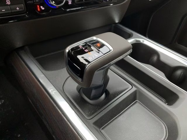 2026 Glacier White Tricoat GMC Sierra 1500 SLT 4X4 Truck