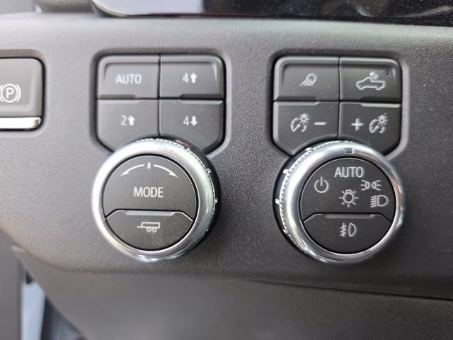 2026 Glacier White Tricoat GMC Sierra 1500 SLT 4X4 Truck