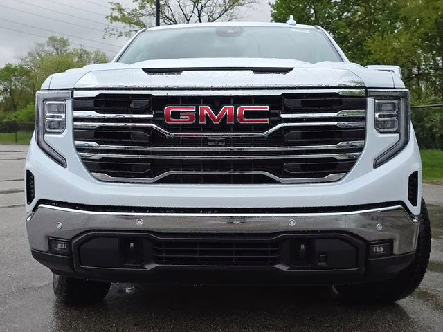 2026 Glacier White Tricoat GMC Sierra 1500 SLT 4X4 Truck