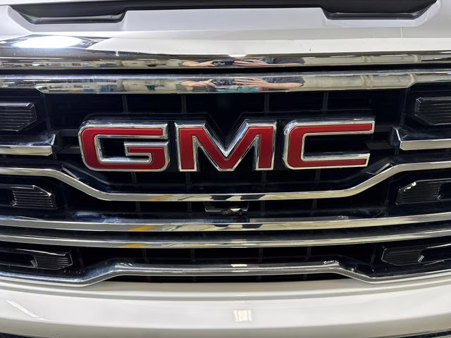 2026 Summit White GMC Sierra 1500 SLT 4X4 Truck
