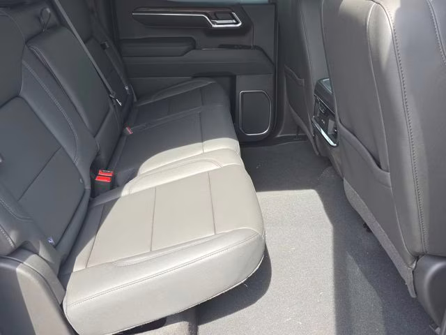 2026 Glacier White Tricoat GMC Sierra 1500 SLT 4X4 Truck