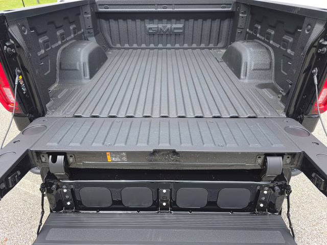 2026 Onyx Black GMC Sierra 1500 SLT 4X4 Truck
