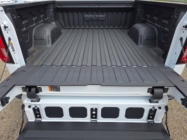 2026 Summit White GMC Sierra 1500 AT4X 4X4 Truck