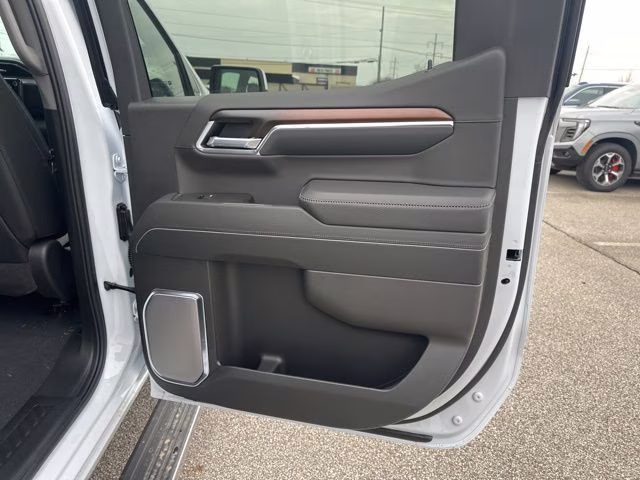 2026 Glacier White Tricoat GMC Sierra 1500 Denali 4X4 Truck