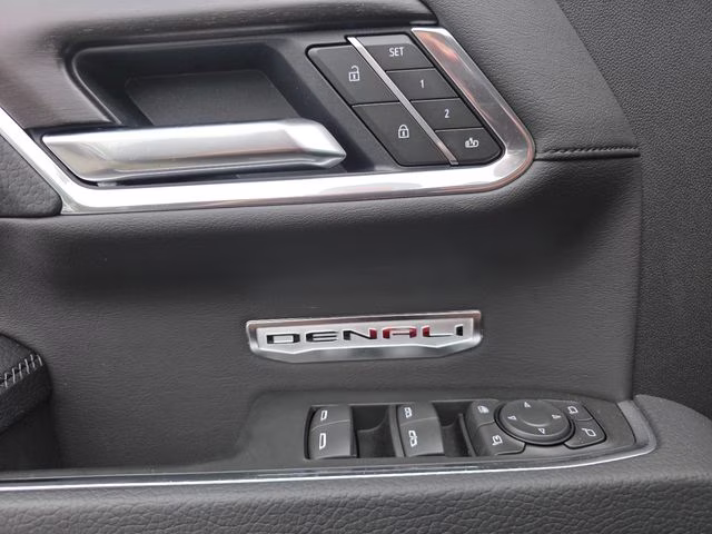 2025 Onyx Black GMC Sierra 1500 Denali 4X4 Truck