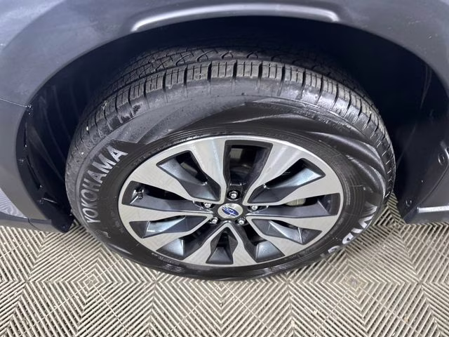 2024 Ice Silver Metallic Subaru Outback Limited AWD SUV