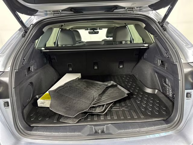 2024 Ice Silver Metallic Subaru Outback Limited AWD SUV