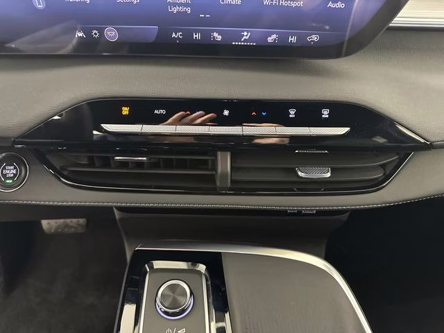 2026 Summit White Buick Enclave Preferred FWD SUV