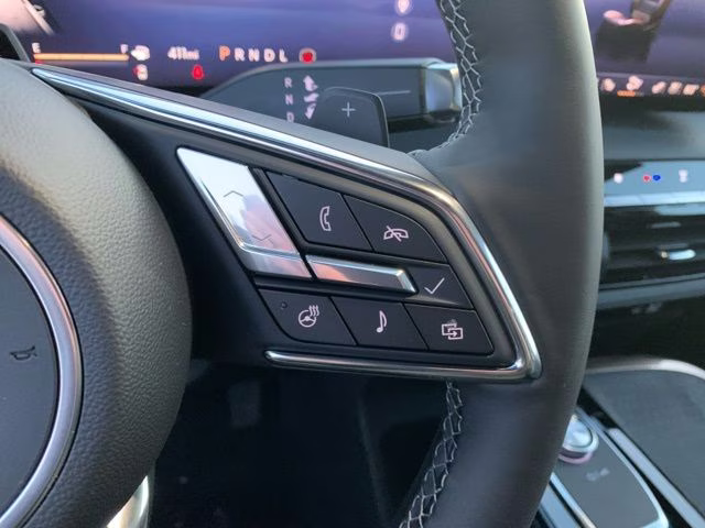 2026 Iridescent White Tricoat Buick Enclave Avenir FWD SUV