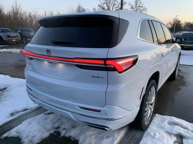 2026 Iridescent White Tricoat Buick Enclave Avenir FWD SUV