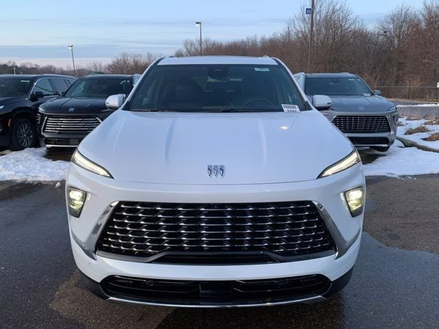 2026 Iridescent White Tricoat Buick Enclave Avenir FWD SUV