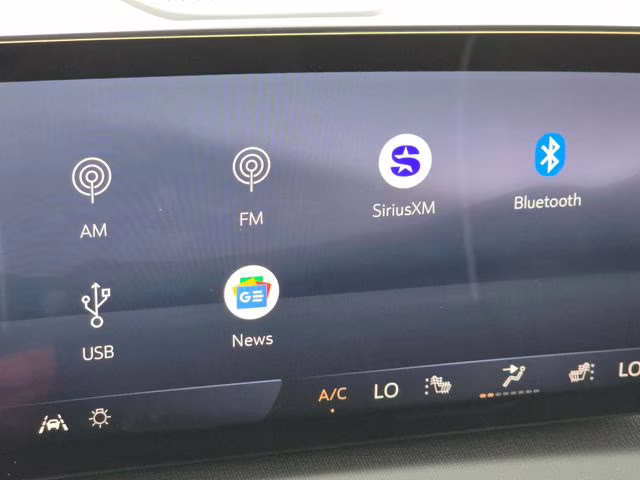 2026 Summit White Buick Enclave Preferred AWD SUV