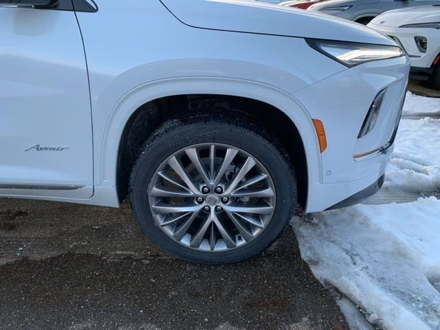 2026 Iridescent White Tricoat Buick Enclave Avenir AWD SUV
