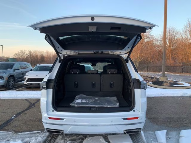 2026 Iridescent White Tricoat Buick Enclave Avenir AWD SUV