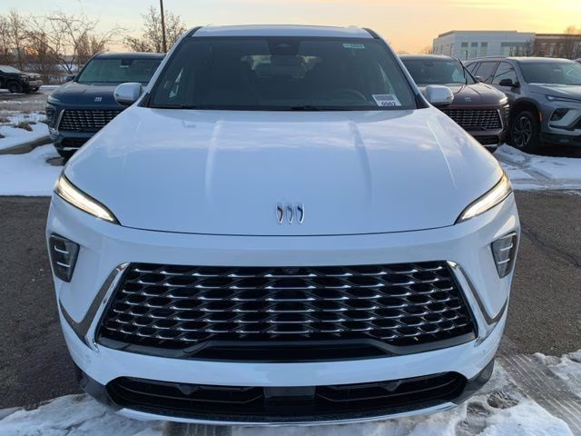 2026 Iridescent White Tricoat Buick Enclave Avenir AWD SUV