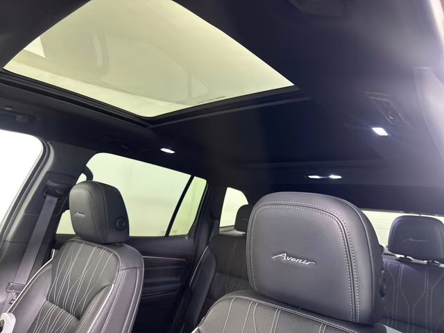 2025 Smokey Amethyst Metallic Buick Enclave Avenir AWD SUV