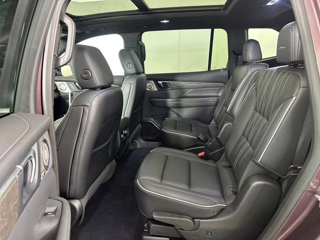 2025 Smokey Amethyst Metallic Buick Enclave Avenir AWD SUV