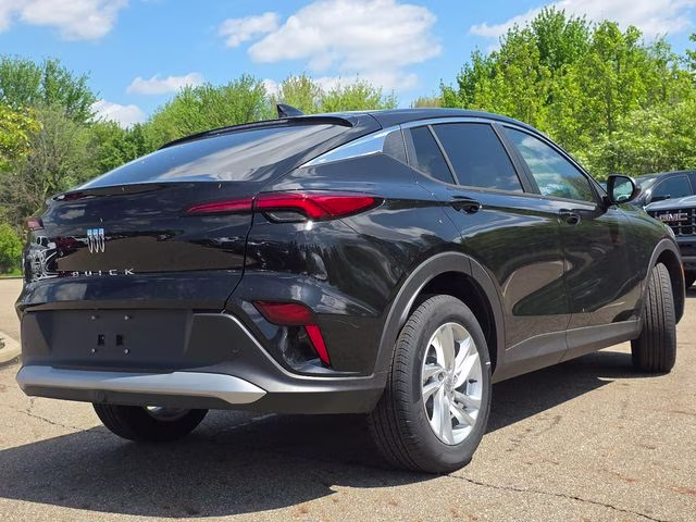 2026 Ebony Twilight Metallic Buick Envista Preferred FWD SUV