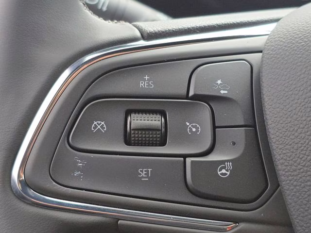 2026 Summit White Buick Envista Preferred FWD SUV