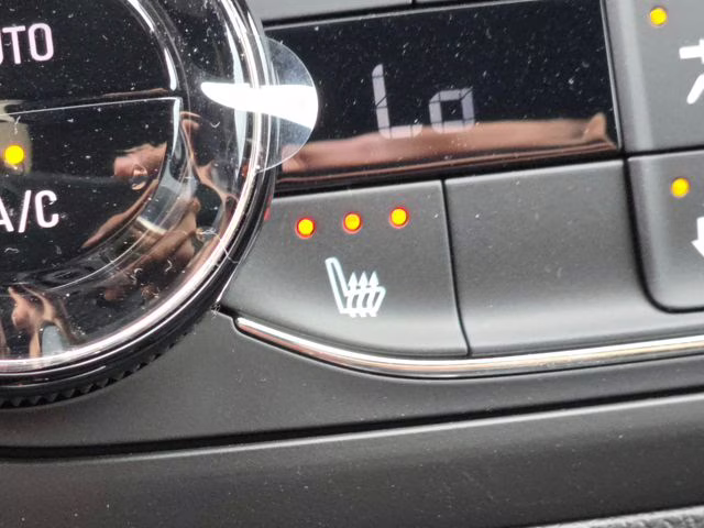 2026 Summit White Buick Envista Preferred FWD SUV