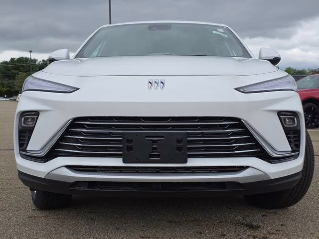 2026 Summit White Buick Envista Preferred FWD SUV