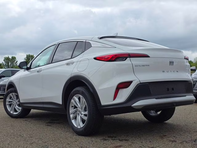 2026 Summit White Buick Envista Preferred FWD SUV