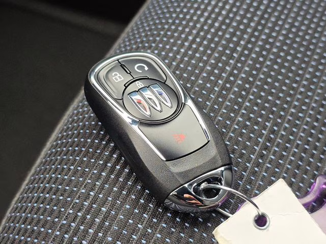 2026 Summit White Buick Envista Preferred FWD SUV