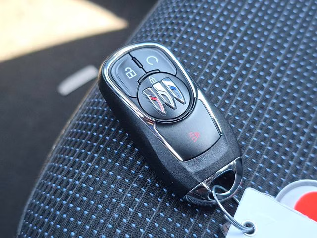 2026 Moonstone Gray Metallic Buick Envista Preferred FWD SUV