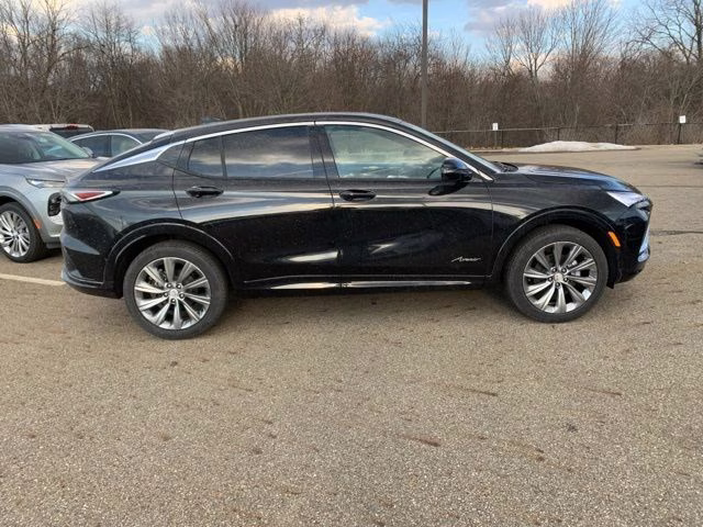 2026 Ebony Twilight Metallic Buick Envista Avenir FWD SUV