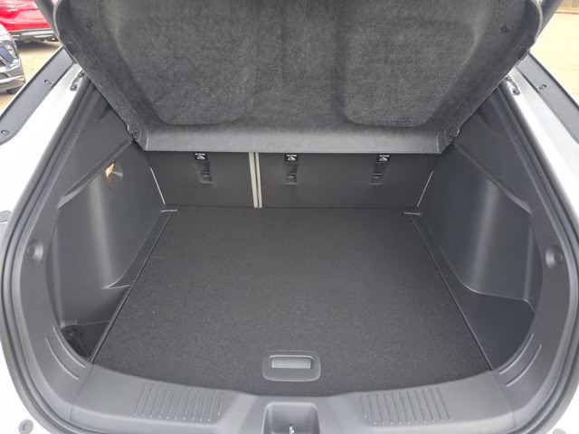 2026 White Frost Tricoat Buick Envista Avenir FWD SUV