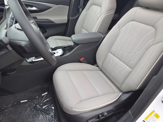 2026 White Frost Tricoat Buick Envista Avenir FWD SUV