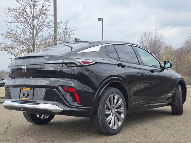 2026 Ebony Twilight Metallic Buick Envista Avenir FWD SUV
