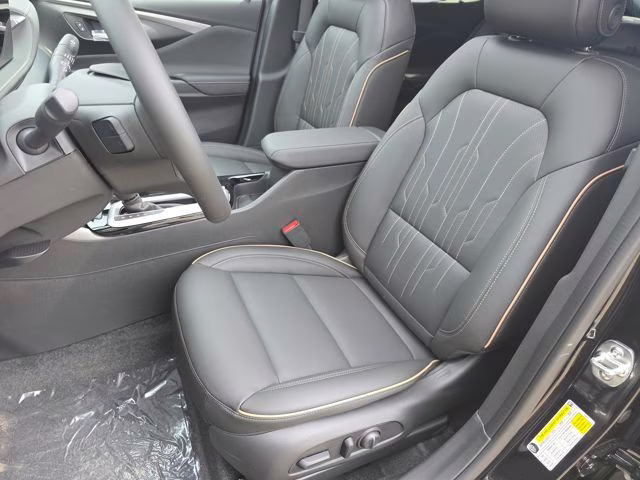 2026 Ebony Twilight Metallic Buick Envista Avenir FWD SUV