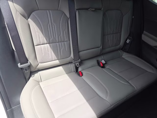 2026 White Frost Tricoat Buick Envista Avenir FWD SUV