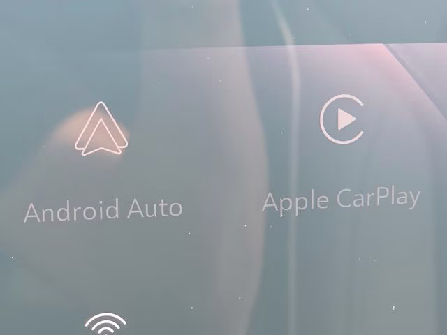 2026 White Frost Tricoat Buick Envista Avenir FWD SUV