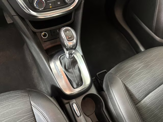 2015 Ruby Red Metallic Buick Encore Base FWD SUV